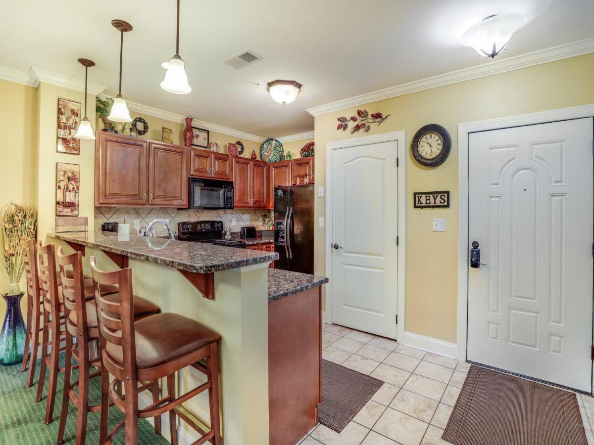 Downtown Delight, 2 Bedrooms, Pool, Hot Tub, Sleeps 6 Gatlinburg Exterior foto